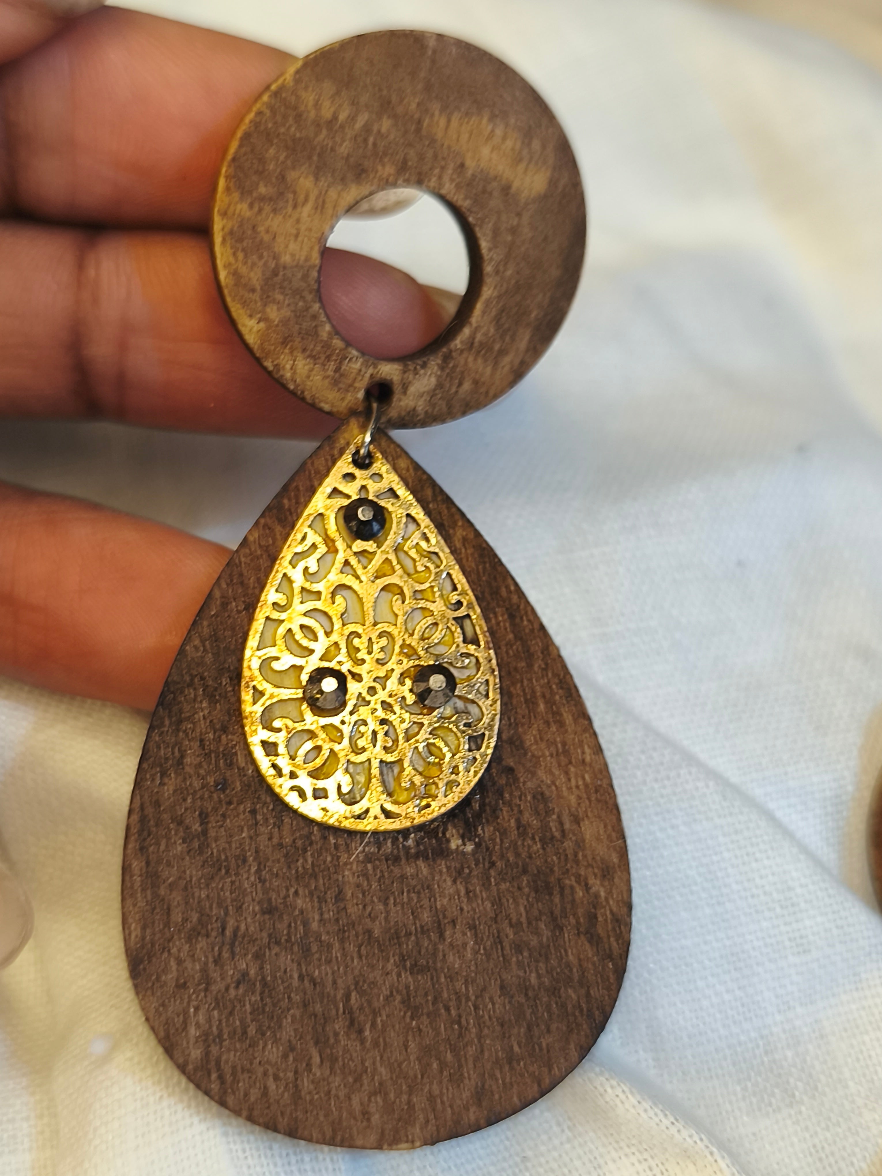 Boucles d'Oreilles Acacia Dentelle Dorée